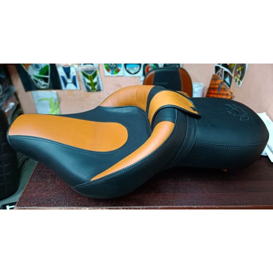 Super Meteor 650 Tan/Blk Maharaja Extra Comfort Seat